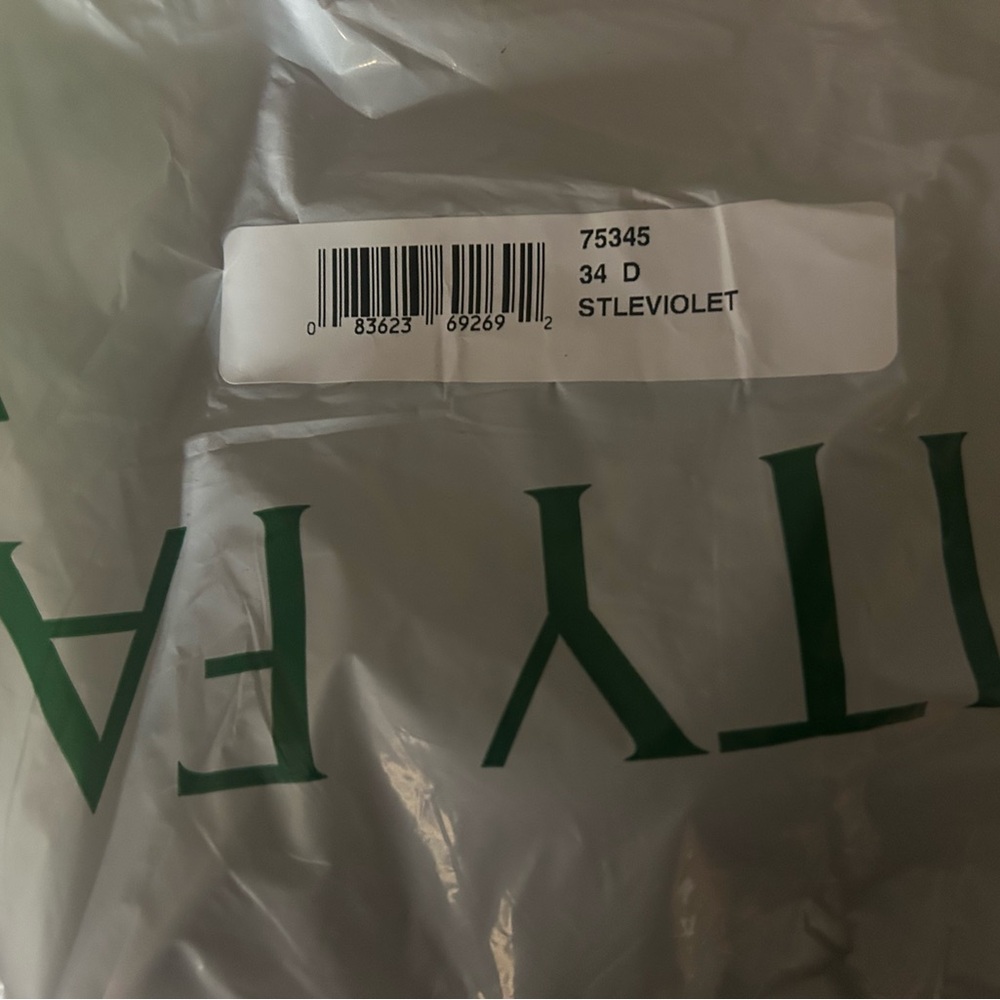 Vanity Fair Gray Bra (brand new)